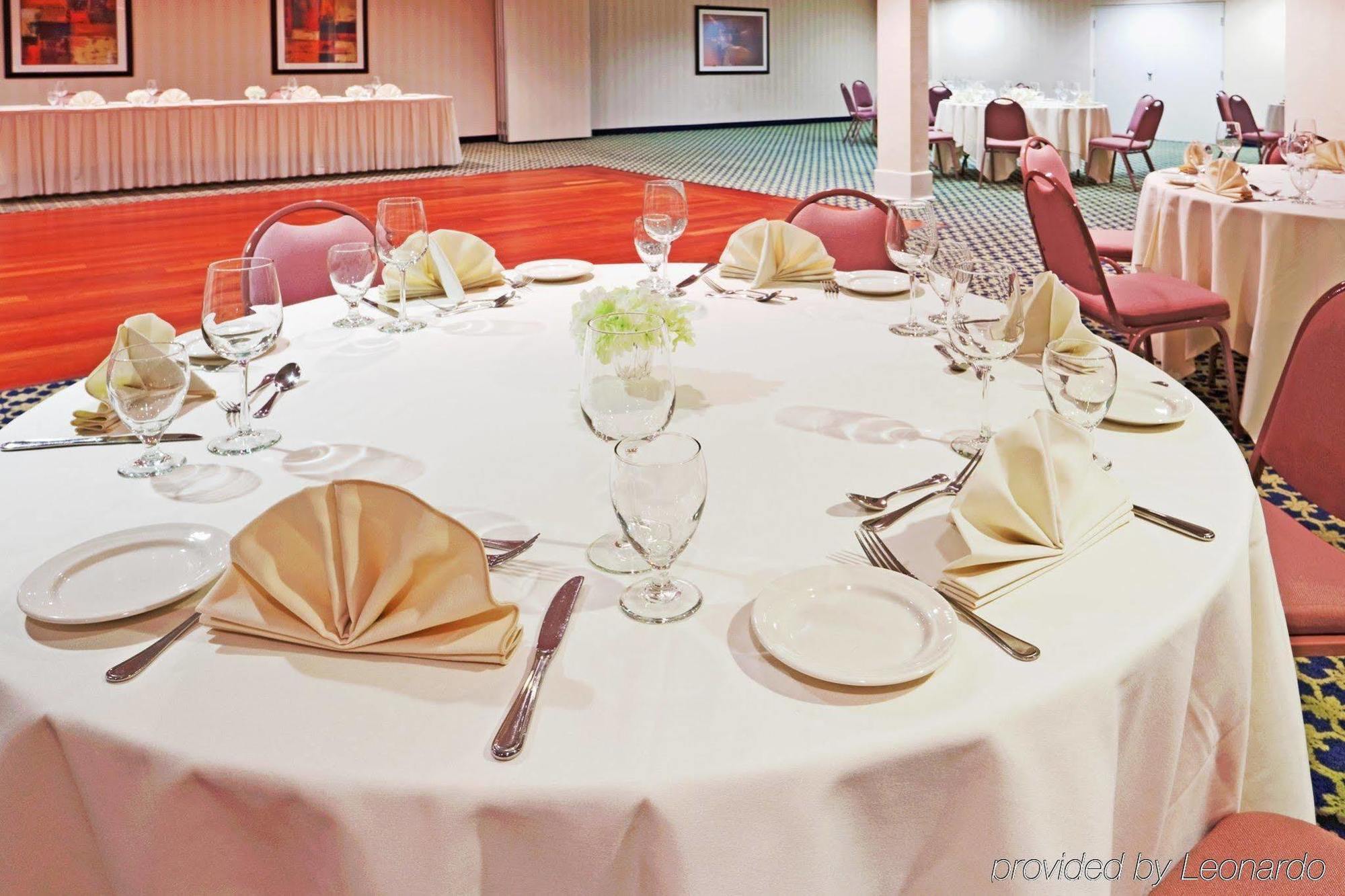 Holiday Inn Cape Cod - Hyannis, An Ihg Hotel Restaurante foto